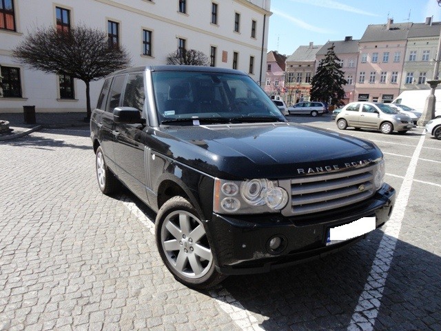 Land Rover Range Rover (20022012) Where is VIN Number