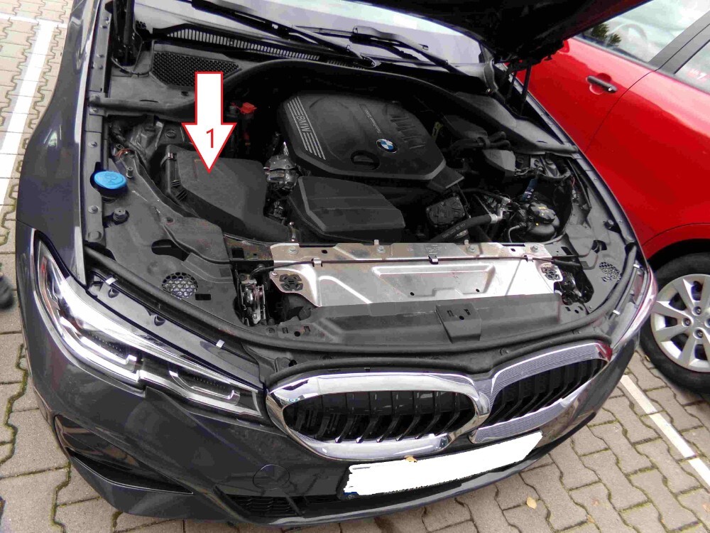 BMW 320 (2018) Where is VIN Number Find Chassis Number