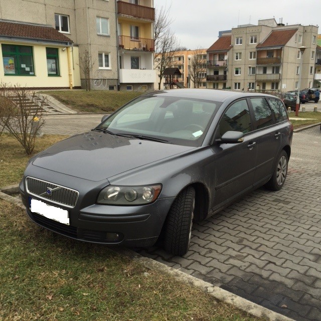 Volvo V50 (2004-2007) - Where Is Vin Number | Find Chassis Number